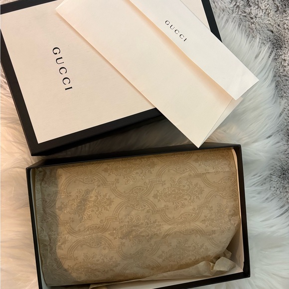 Gucci Red Quilted Leather Clutch - Picture 4 of 8